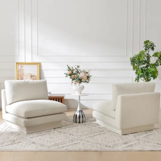 WHITE photo 5